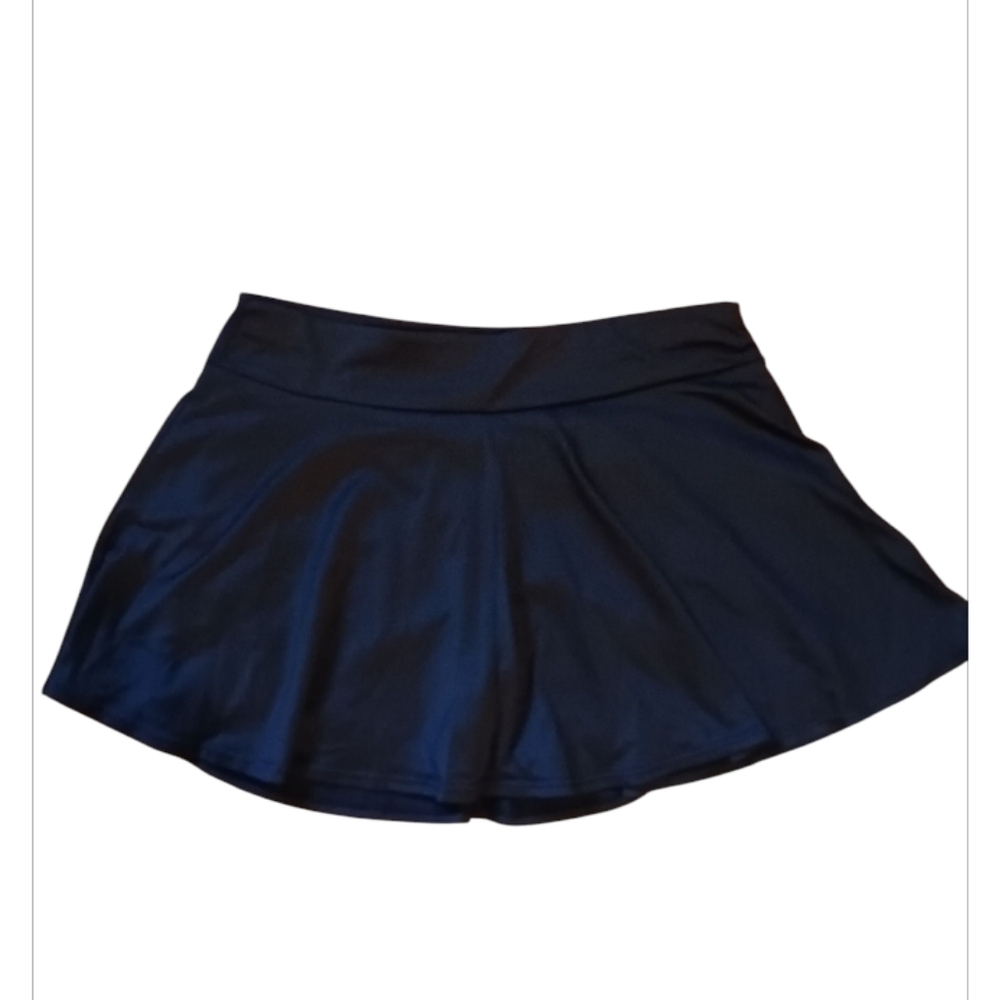 Black Skater Flowy Skort NWOT